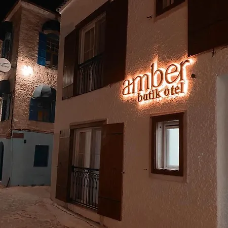 Amber Boutique *